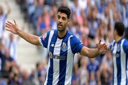 طارمی در لیست سیاه میلان