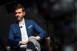 ادعای وب سایت مطرح جهان / استراماچونی بدون باشگاه شد!+عکس

