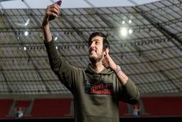 کری خوانی سردار آزمون برای بایرن و دورتموند 