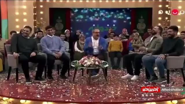 ببینید طنز منشوری و سانسوری جناب خان در خندوانه