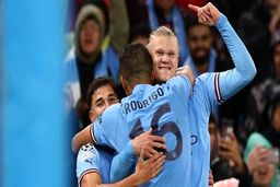 عکس:هالند در آستانه کسب کفش طلا 