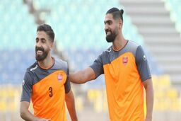 مهاجم سپاهان،پرسپولیس را محکوم کرد