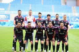 همه به دنبال خبرچین مرموز/ چه کسی ترکیب پرسپولیس را لو می‌دهد؟

