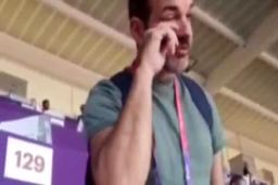 ببینید|اشک‌های استراماچونی بعد از پیروزی ایران

