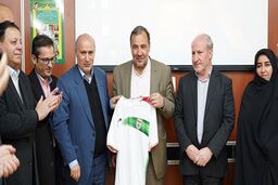 روز بمباران زمین چوار روز «صلح و فوتبال»