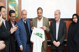 روز بمباران زمین چوار روز «صلح و فوتبال»