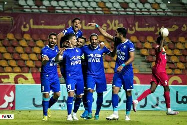 استقلال - فولاد