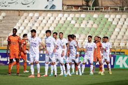 فرار سرمربی مدعی از شکست در تهران مقابل مس کرمان