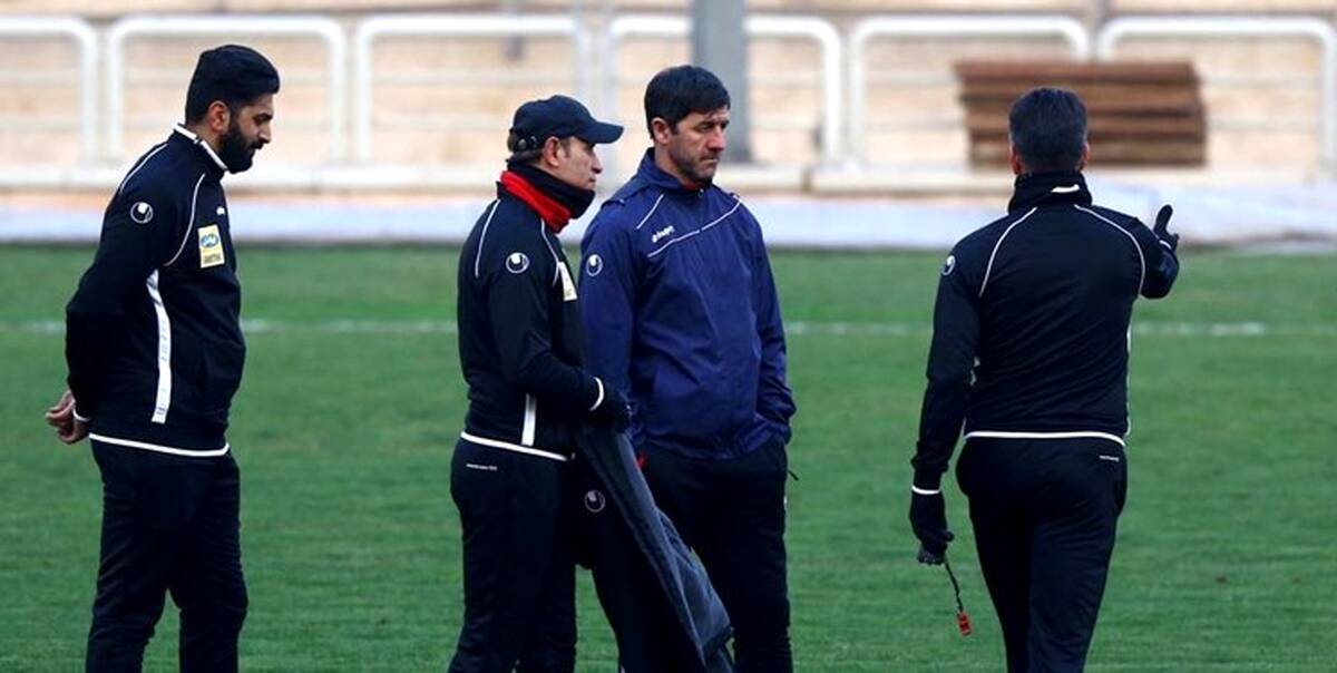 مربی پرسپولیس عازم دوشنبه شد