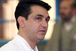 چرا استقلال قهرمان نمی‌شود؟