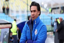 فرهاد مجیدی استقلال را تعطیل کرد!