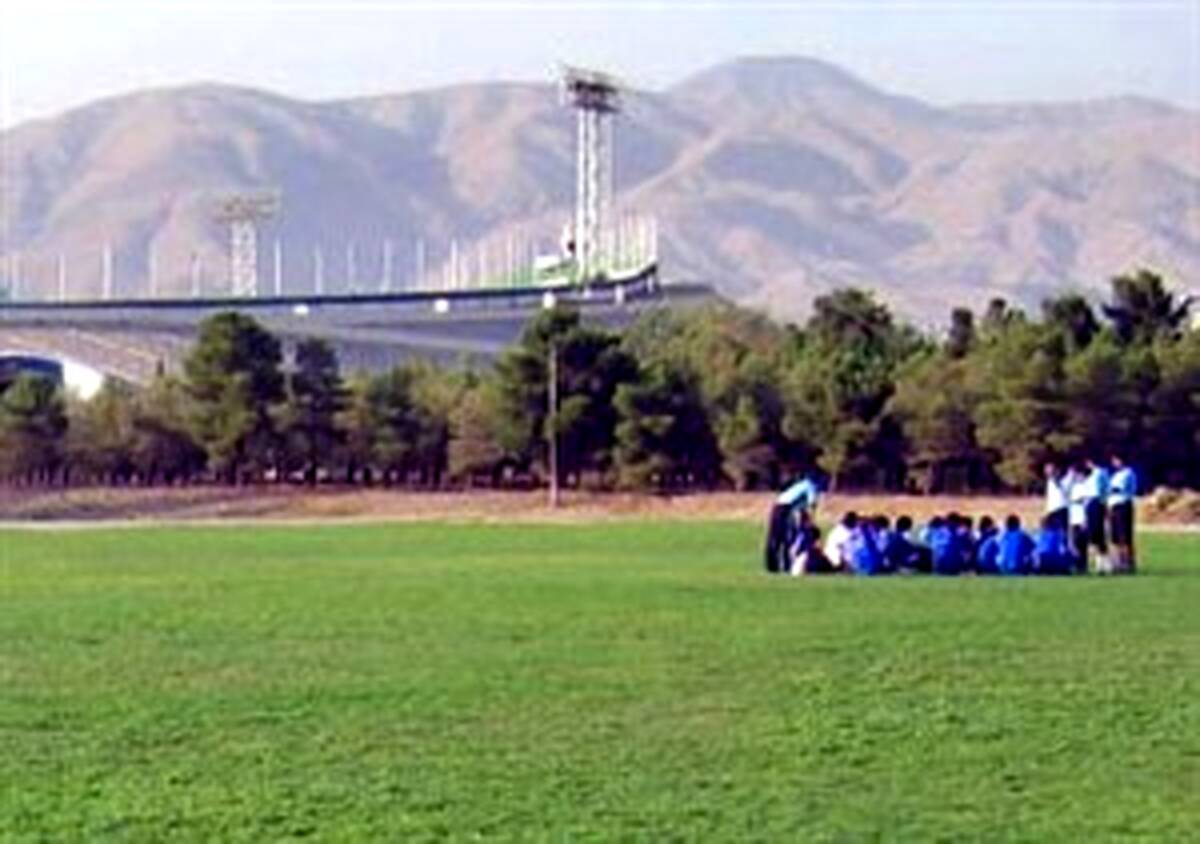 بر خلاف ادعای باشگاه،زمین تمرین استقلال انحصاری نیست