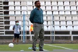 کریمی: چرا تراکتور به جای قهرمانی باید دنبال سهمیه باشد؟!/ دیدار ما با آلومینیوم ۶ امتیازی است
