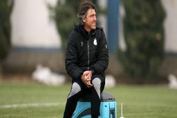 تصاویر تمرینات آرام استقلال با آرامش ساپینتو