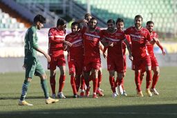 برد مقتدرانه پرسپولیس مقابل ذوب آهن|فیلم