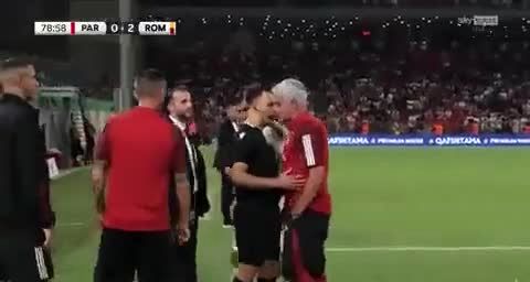 فیلم حرکت عجیب و خاص جناب مورینیو در بازی رم