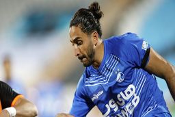 ساپینتو به حاجی لیست خروج داد