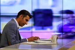 عادل فردوسی پور شلاق می خورد؟ + جزییات حکم