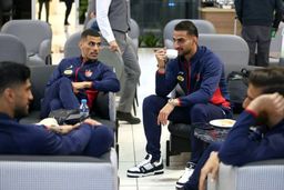 پرسپولیس بدون سرمربی به ایران برگشت