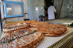گرانی قیمت نان به خاطر چند دانه کنجد|روش عجیب درآمدزایی نانوایی ها