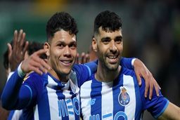 توهین نژادپرستانه باشگاه اسپورتینگ به فوتبال ایران