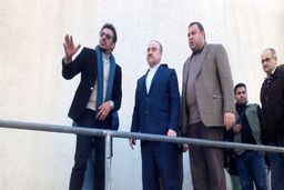 انتقاد فائقی از وزیر ورزش|زیاد اشتباه می کند