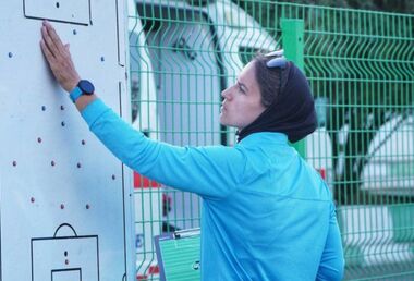 پایان حواشی؛ سرمربی پرسپولیس می‌ماند
