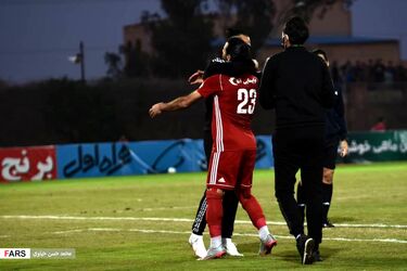 شکست تراکتور مقابل صنعت نفت
