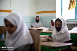 عامل ایجاد مزاحمت و اخاذی از دختران در کرمان دستگیر شد ...+عکس 
