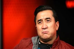 واکنش جالب خداداد عزیزی به صحنه جنجالی دربی