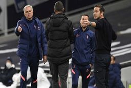 مورینیو: دنبال دایر رفتم بگویم زودتر برگردد! + عکس

