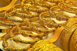 قیمت طلا ، سکه و دلار امروز 13 اردیبهشت 1402 | قیمت طلا بشدت ارزان شد | دلار گران شد 