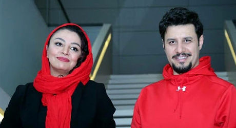 جواد عزتی در حال زدن سبیل با قیچی؛مالک و اخوان زخم کاری 10 سال پیش 