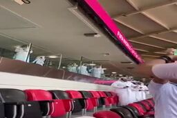 ببینید واکنش امیر قطر در استادیوم به برد ایران مقابل ولز