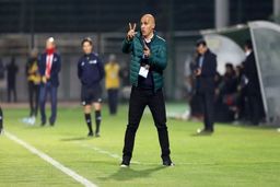 منصوریان در آستانه برکناری؟

