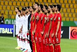 دوئل هافبک ها در بازی با کره