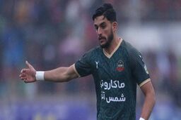مدافع شمس آذر در آستانه انتقال به استقلال