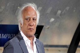 نصرالله عبداللهی مشاور عالی سعادتمند در تیم استقلال