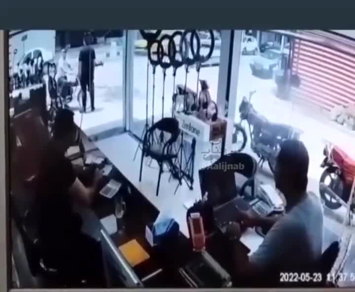  اولین فیلم دوربین‌های مداربسته از لحظه ریزش ساختمان متروپل آبادان