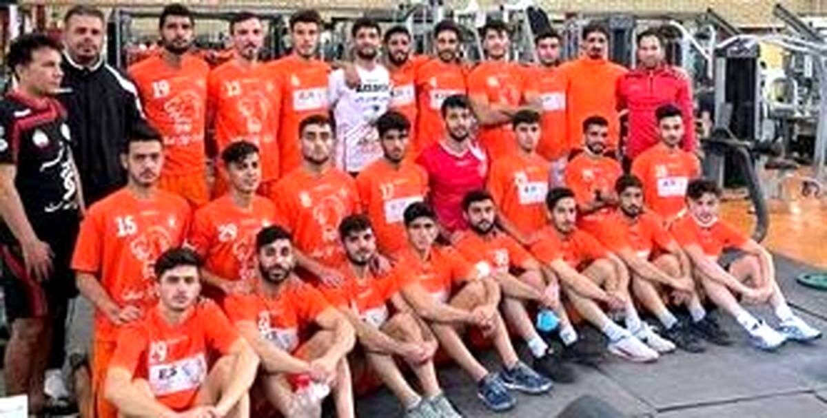 دروازه بان پرسپولیس بیهوش شد!