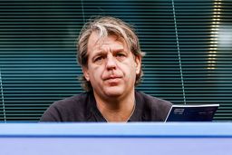 تصاویر مالک جدید چلسی پس از تساوی عجیب