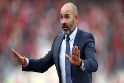 خمز:پرسپولیس، سپاهان و استقلال نامزدهای قهرمانی هستند