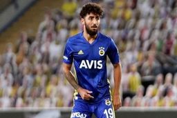 پیشنهاد رسمی اوکراینی ها برای جذب صیادمنش

