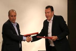 مرور حرف‌های باورنکردنی رئیس سابق فدراسیون/تاج: گاهی از نجابت ویلموتس خجالت می‌کشم!



