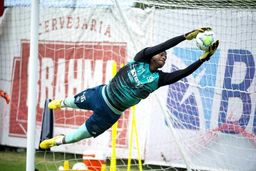 بازیکن خارجی جدید پرسپولیس چهارشنبه در تهران