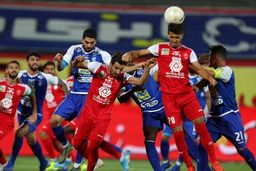 دعوای دربی چند هفته زودتر شروع شد!

