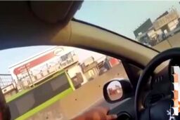 لحظه وحشتناک خلاف جهت اتوبوس در اتوبان و برخورد با تریلی