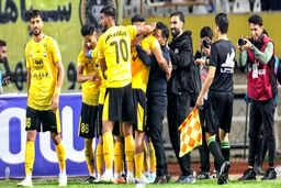اولین شکست پرسپولیس | اولین برد سپاهان در نقش جهان