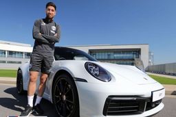 ماجرای عجیب جهانبخش و پورشه‌های جنجالی؛ فقط عکس می‌گیریم!

