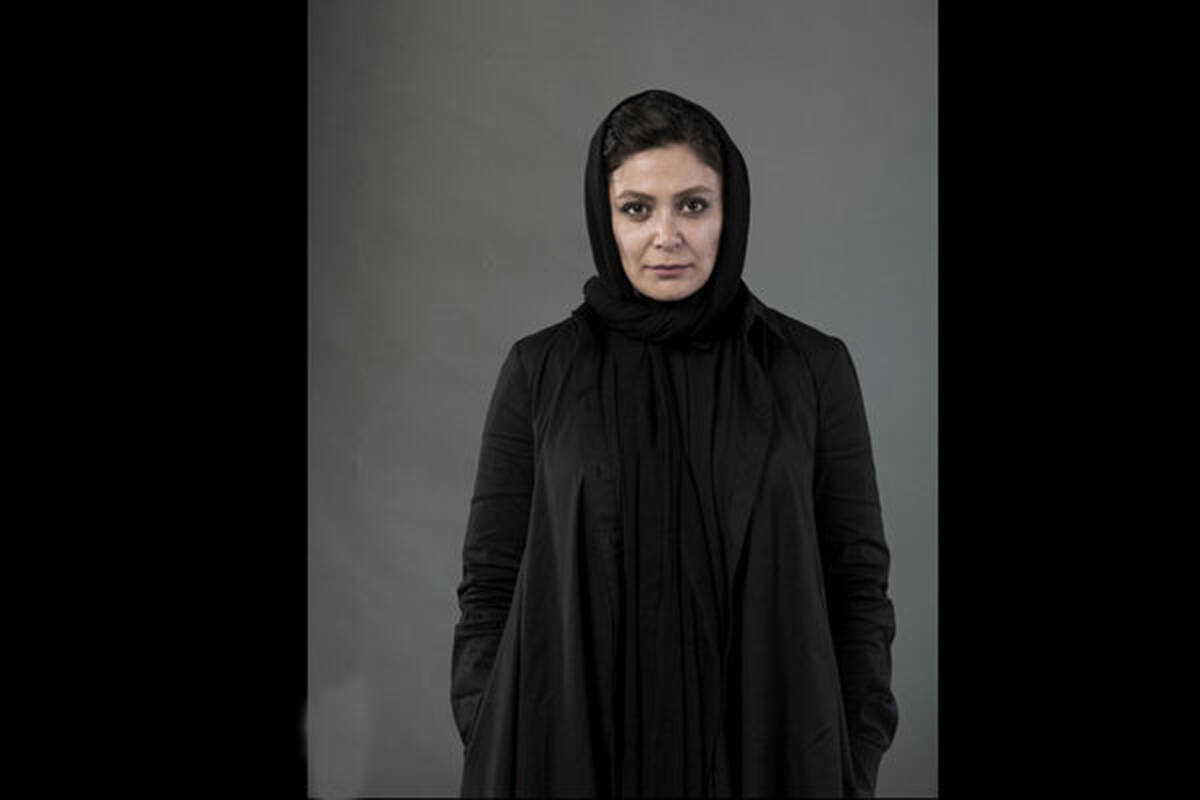 عکس لورفته بازیگر زن ملکه گدایان در مهمانی دوستانه | چهره پیر الهام کردا